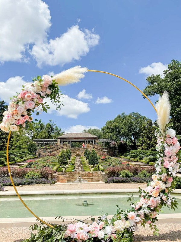 08-floral-arch-final-product.jpg